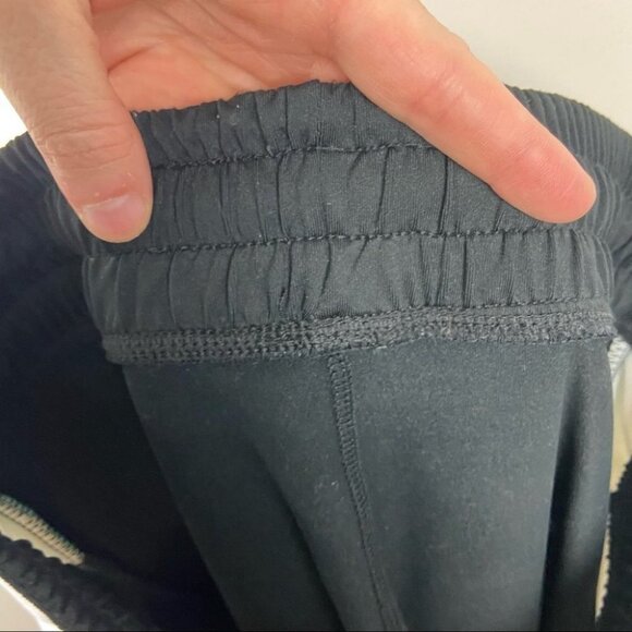 Fabletics Beckham Capri Powerhold Leggings Black Womens Size Small Drawstring - Picture 7 of 10